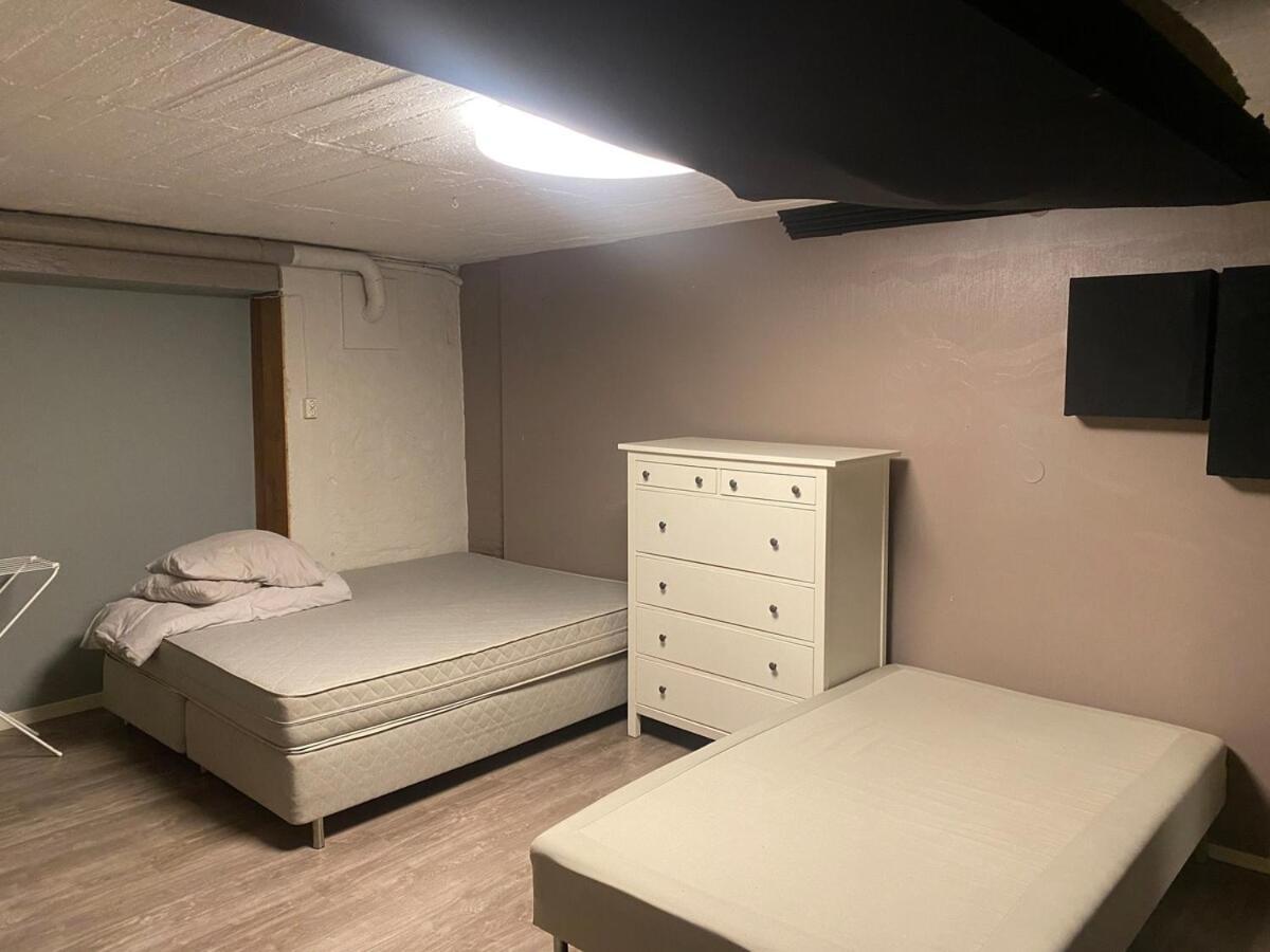 Spacious, With Parking Leilighet *